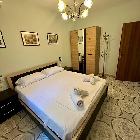 Tatil Evi 92 Golem (Tirana)